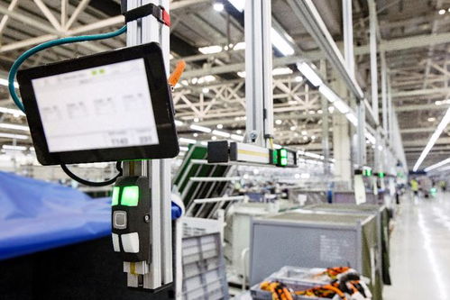 走进世界级工厂，探寻北京奔驰智能低碳密码与软件开发新篇章